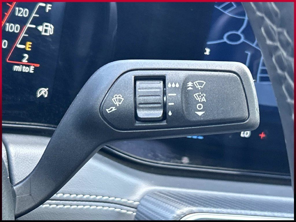 Used 2024 Ford Mustang GT Premium RWD image 31