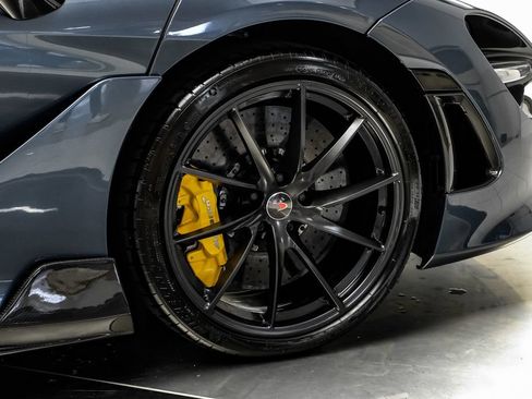 Used 2018 McLaren 720S Performance RWD image 42