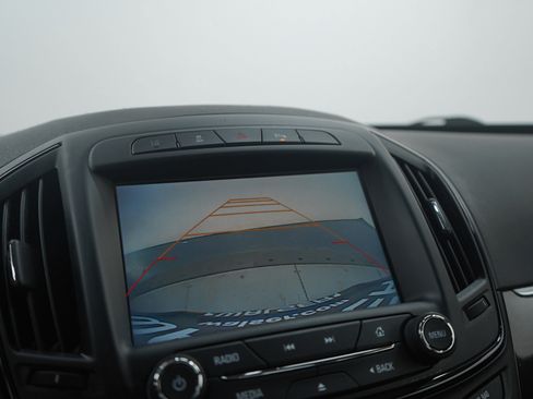 Used 2017 Buick Regal Premium w/ Driver Confidence Package #1 image 27