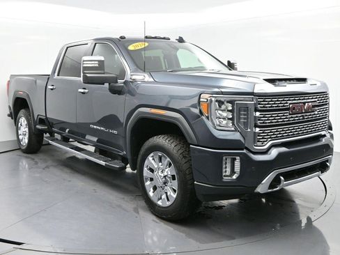 Used 2020 GMC Sierra 2500 Denali w/ Denali Ultimate Package AWD/4WD image 2