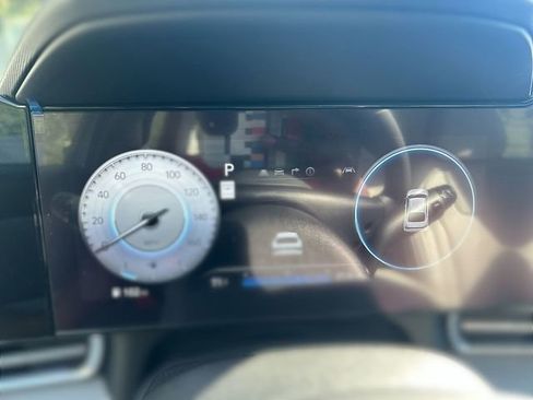 New 2025 Hyundai Elantra Limited FWD image 27