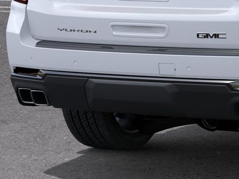New 2026 GMC Yukon Denali Ultimate w/ LPO, Floor Liner Package AWD/4WD image 14