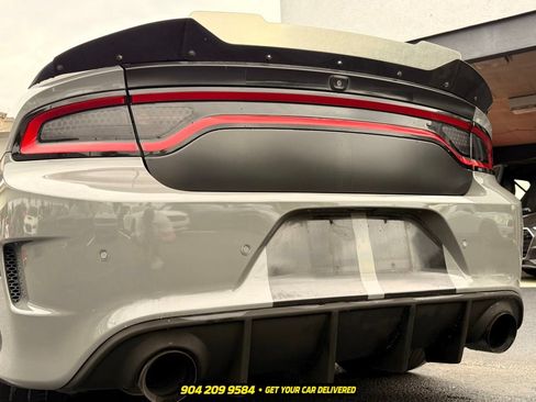Used 2019 Dodge Charger Scat Pack RWD image 14
