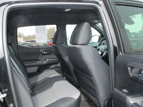 Certified 2023 Toyota Tacoma TRD Sport image 10