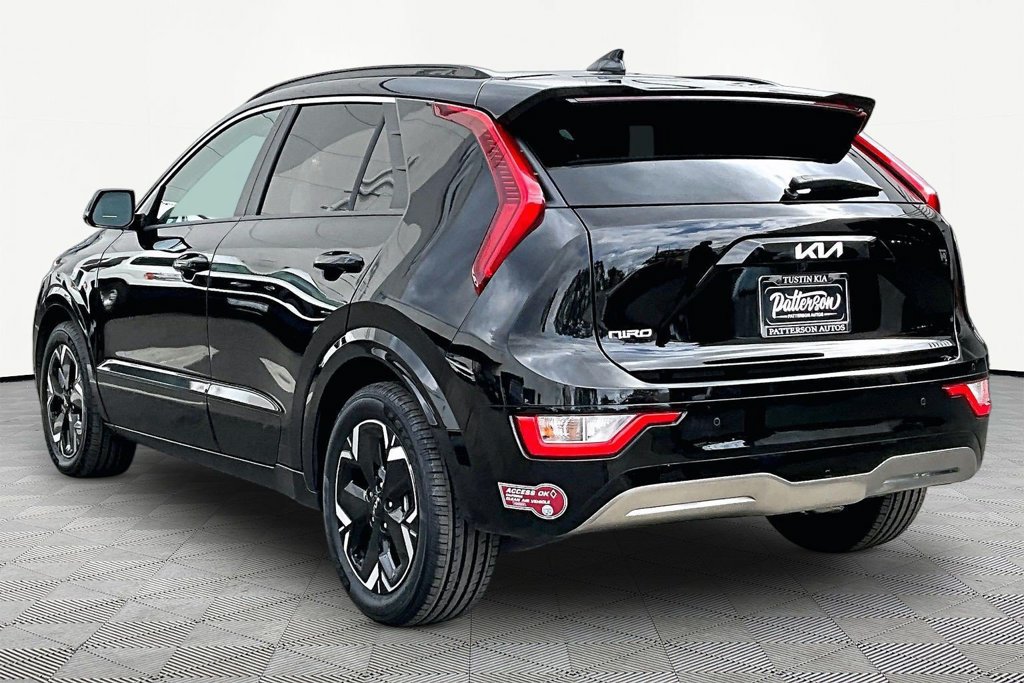 Used 2023 Kia Niro Wind FWD image 7