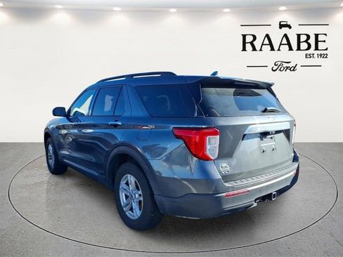 Used 2020 Ford Explorer XLT w/ Class III Trailer Tow Package image 11