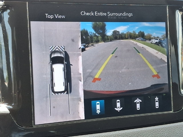 Used 2019 Chrysler Pacifica Touring-L Plus w/ Advanced Safetytec Group FWD image 24