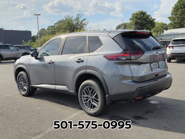 Used 2026 Nissan Rogue S FWD image 3