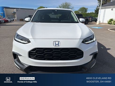 Used 2024 Honda HR-V LX image 2