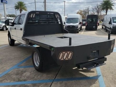 Used 2019 Ford F350 XL w/ Power Equipment Group image 5