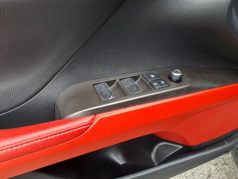 Used 2022 Toyota Camry XSE w/ Navigation Upgrade Package image 15