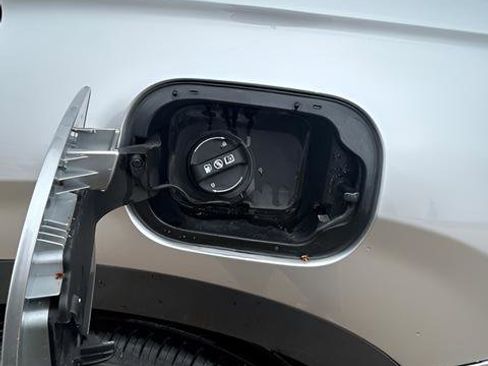 Used 2021 Hyundai Santa Fe SEL AWD/4WD image 23