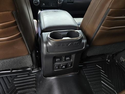 Used 2017 Nissan Titan Platinum Reserve AWD/4WD image 14