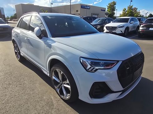 Used 2022 Audi Q3 2.0T Premium Plus AWD/4WD image 7