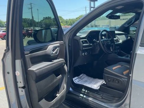 Used 2022 GMC Yukon XL AT4 w/ Max Trailering Package AWD/4WD image 20