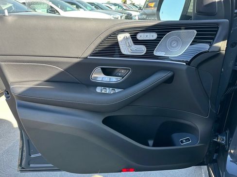 Used 2025 Mercedes-Benz GLE 450 4MATIC Coupe image 12