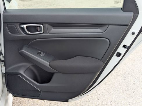 Used 2025 Honda Civic Sport image 25