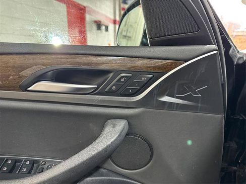 Used 2018 BMW X3 xDrive30i AWD/4WD image 19