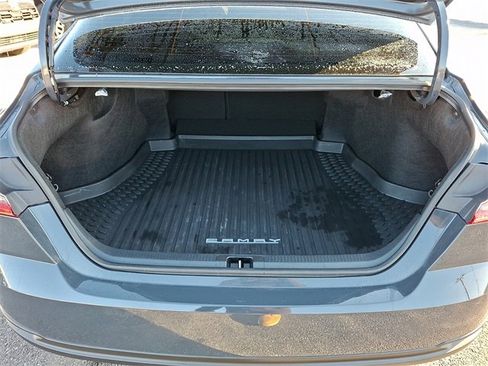 Used 2025 Toyota Camry LE image 28