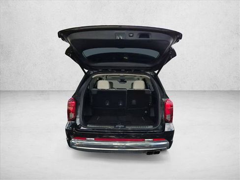 Used 2023 Hyundai Palisade Calligraphy FWD image 6