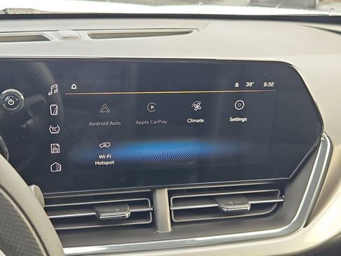 New 2026 Chevrolet Trax LT image 18