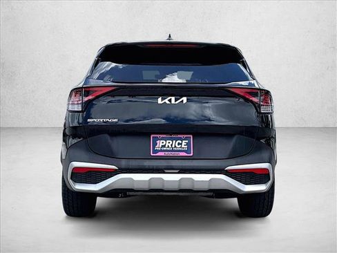 Used 2024 Kia Sportage EX FWD image 4