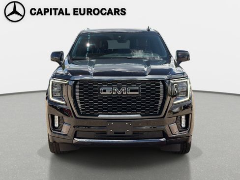Used 2023 GMC Yukon Denali Ultimate AWD/4WD image 2