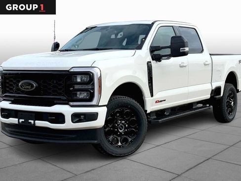 New 2026 Ford F250 Lariat w/ Black Appearance Package AWD/4WD image 1