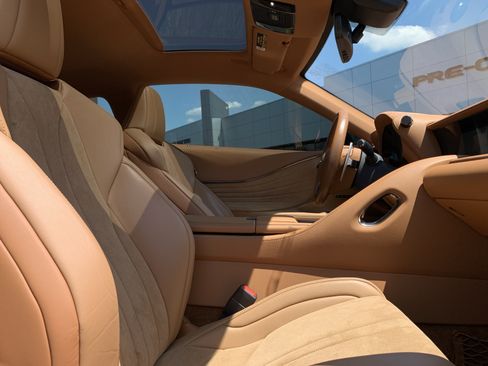Used 2018 Lexus LC 500 Coupe w/ Sport Package RWD image 35