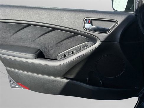 Used 2018 Kia Forte S w/ S Technology Plus Package image 29