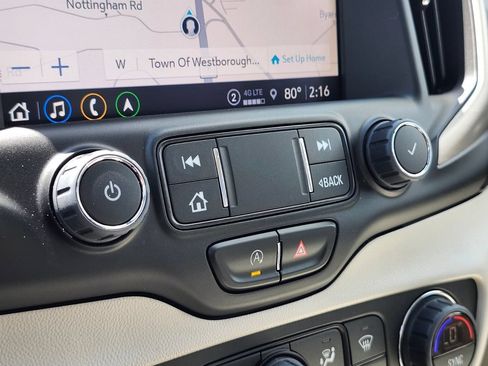 Used 2022 GMC Terrain Denali w/ Denali Premium Package AWD/4WD image 26