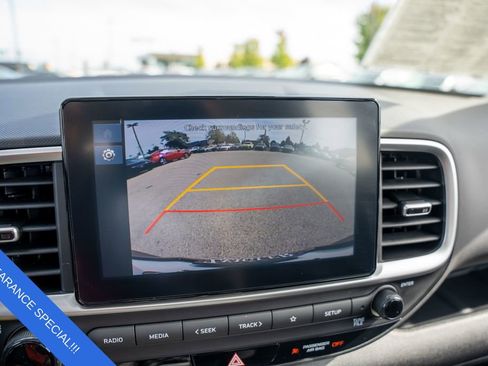 Certified 2023 Hyundai Venue SEL image 27