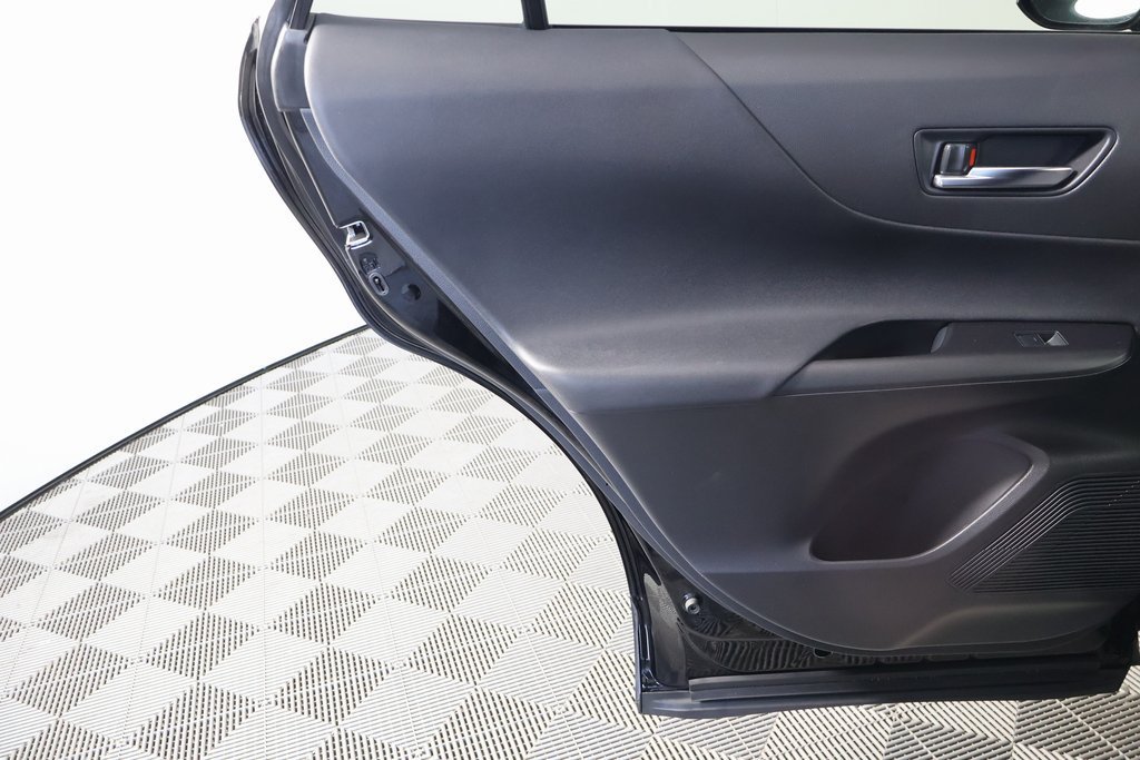 Used 2021 Toyota Venza LE w/ Carpet Mat Package (TMS) AWD/4WD image 13