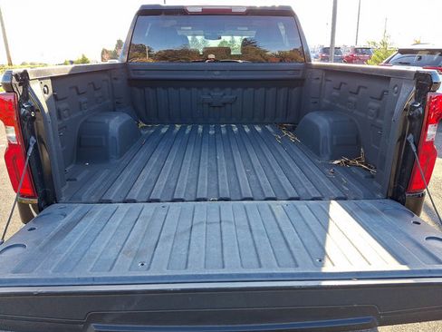 Used 2022 Chevrolet Silverado 1500 RST image 28