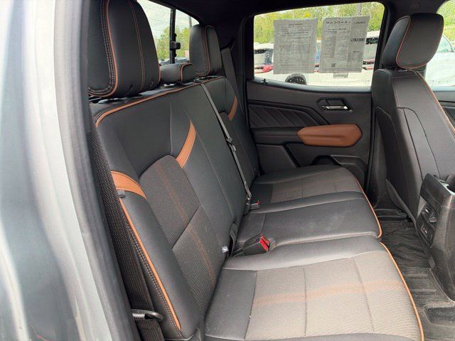 Used 2023 GMC Canyon AT4 w/ Canyon Safety Plus Package AWD/4WD image 14