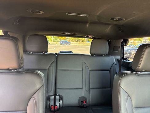 Used 2021 Chevrolet Tahoe LT image 36