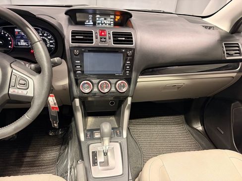 Used 2018 Subaru Forester 2.5i Limited AWD/4WD image 11