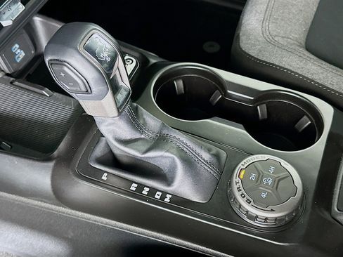 Used 2025 Ford Bronco Big Bend image 25