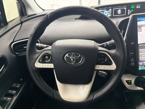Used 2018 Toyota Prius Prime Advanced image 22