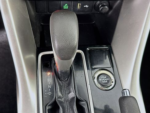 Used 2022 Mitsubishi Eclipse Cross ES AWD/4WD image 19