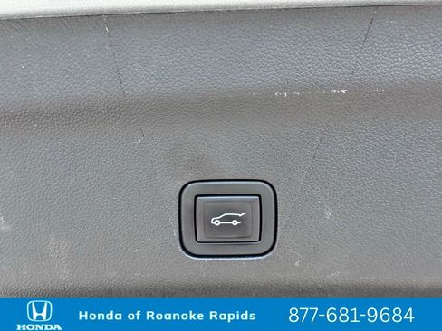 Used 2024 Chevrolet Tahoe Premier image 44