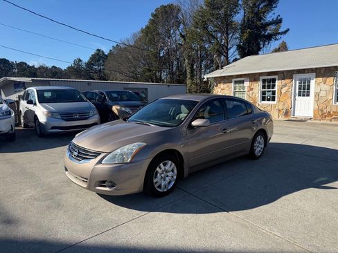 Used 2011 Nissan Altima 2.5 S image 3