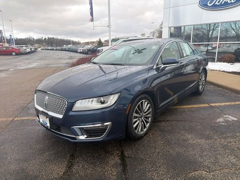 Used 2017 Lincoln MKZ Select image 3