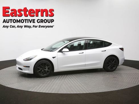 Used 2023 Tesla Model 3 Standard Range image 55