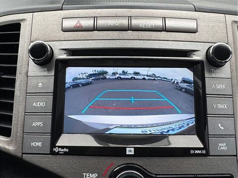 Used 2015 Toyota Venza XLE w/ XLE Premium Package AWD/4WD image 17