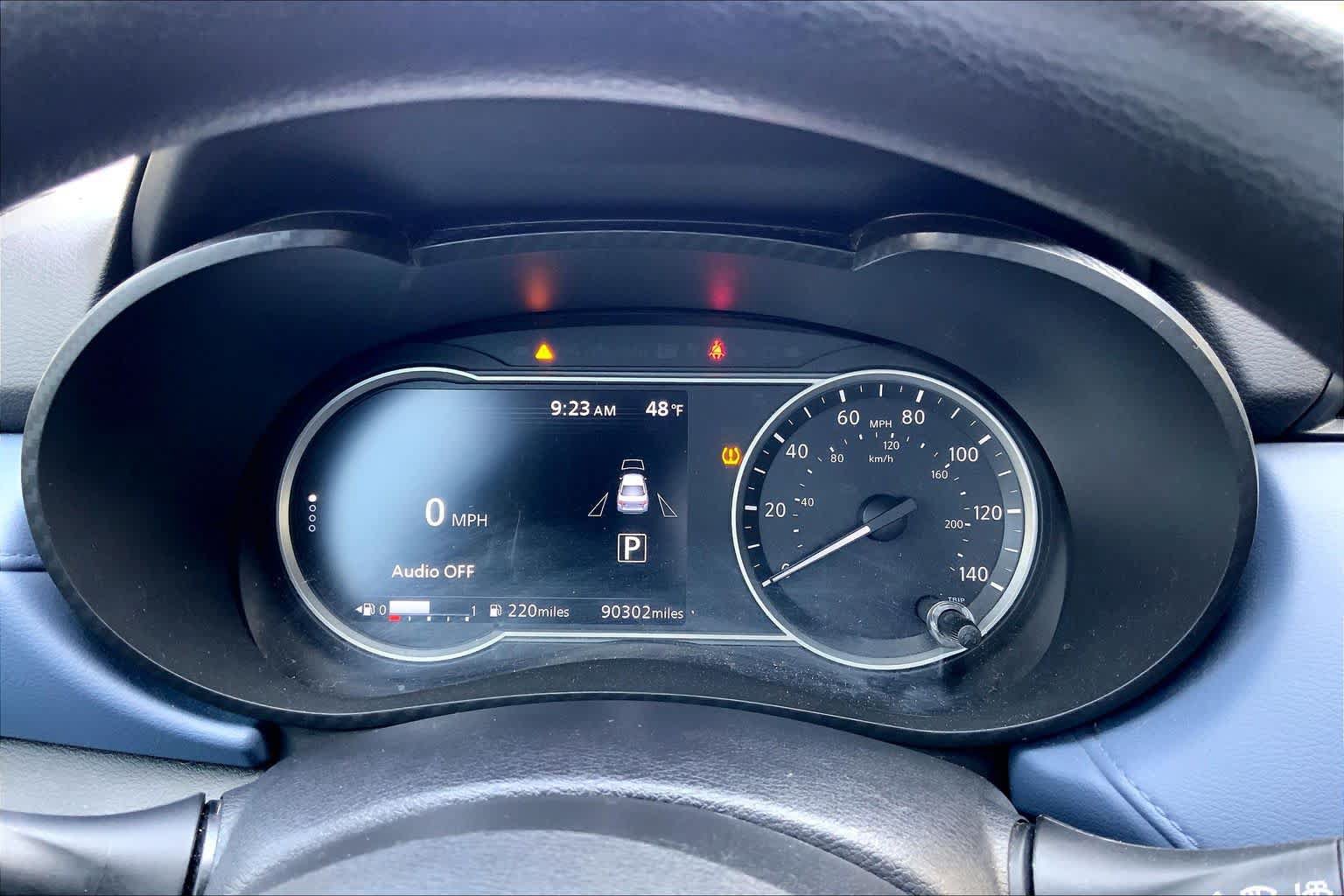 Used 2024 Nissan Versa SV FWD image 26