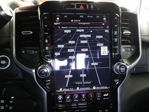 Used 2020 RAM 2500 Laramie image 26