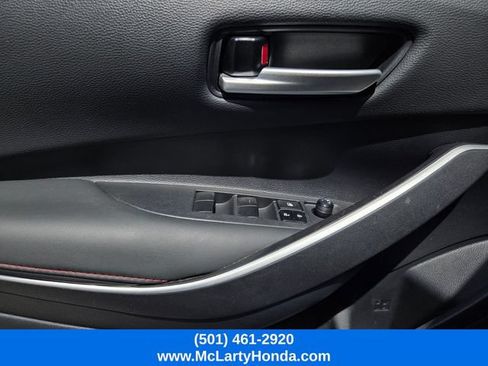 Used 2025 Toyota Corolla SE FWD image 32