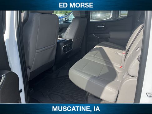 Used 2021 GMC Sierra 1500 SLT w/ SLT Premium Plus Package AWD/4WD image 11