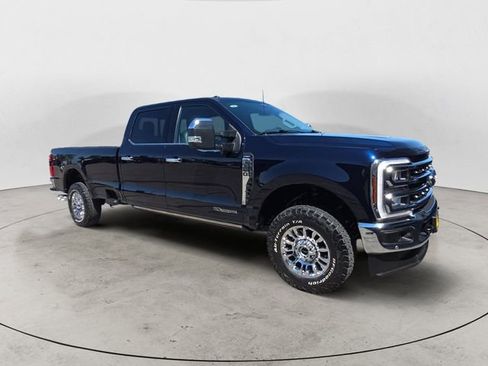 Certified 2025 Ford F350 Lariat w/ Lariat Ultimate Package AWD/4WD image 7